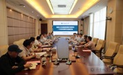 南昌公交运输集团董事长裘华一行来校调研