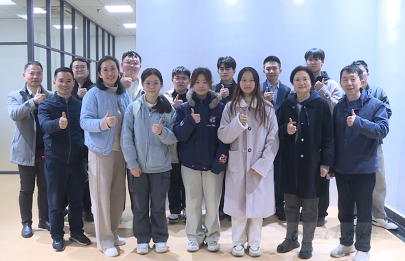 【树立和践行正确政绩观】校园是我家 共建靠大家 南昌航空大学成功举行“我的校园我做主”圆桌派验收活动